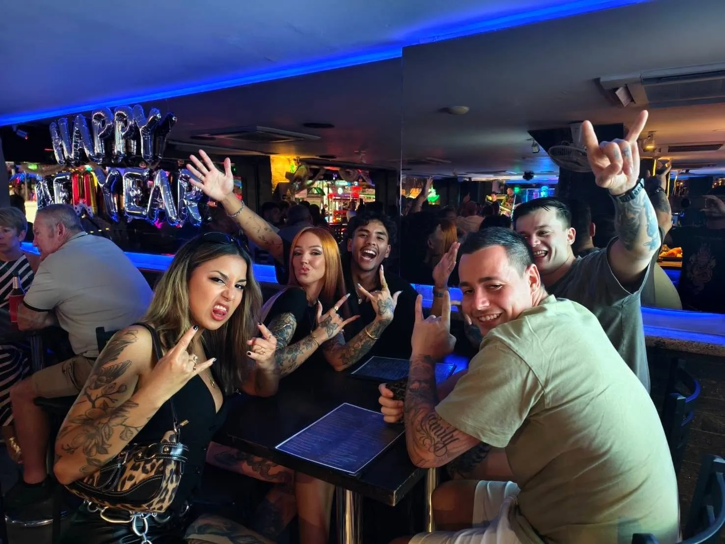 Live music crowd at Jimmy Woo's