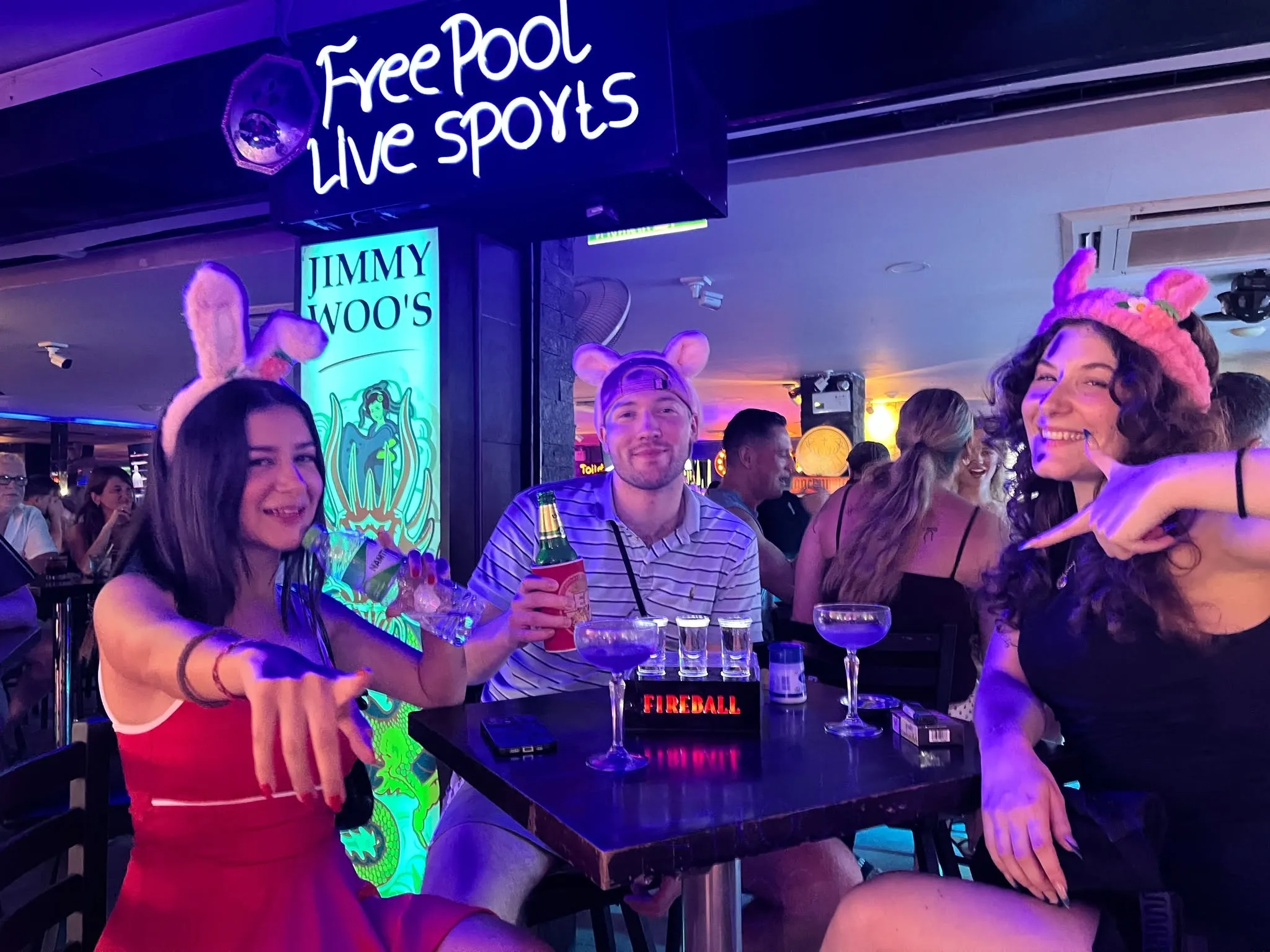 Jimmy Woo's Happy Hour sign